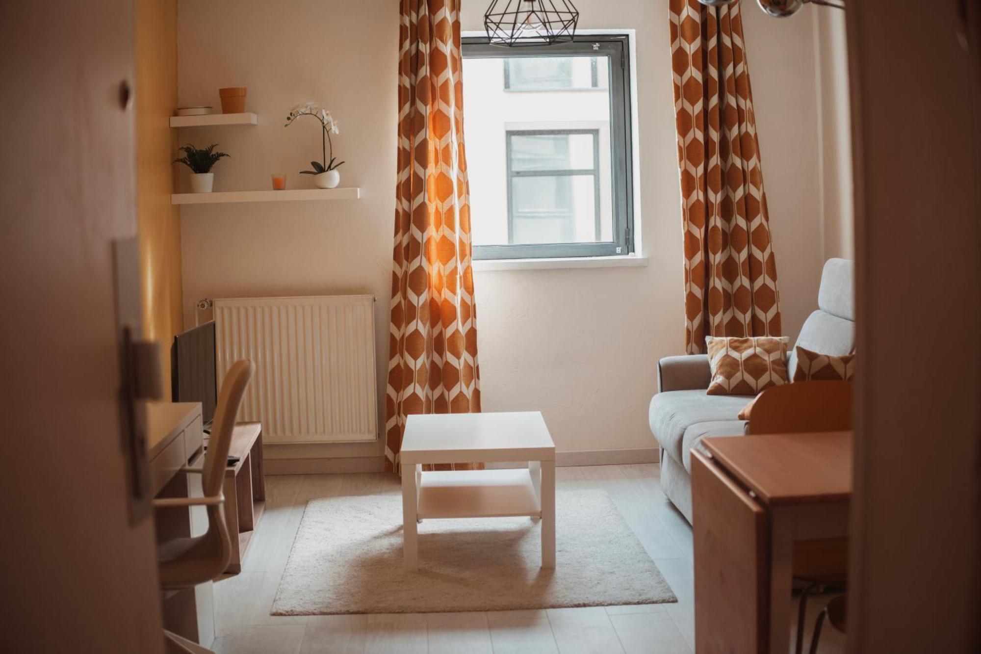 Bel Appartement Au Calme Avec Parking ليون المظهر الخارجي الصورة